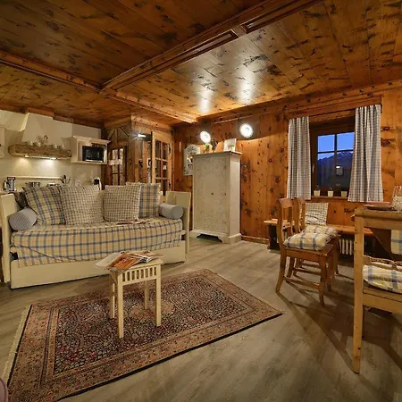 La Dormeuse מלון דירות 3*