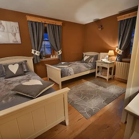 La Dormeuse מלון דירות 3*